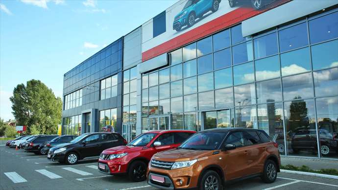 Automobil-Gruppe mit 15 Standorten zu verkaufen