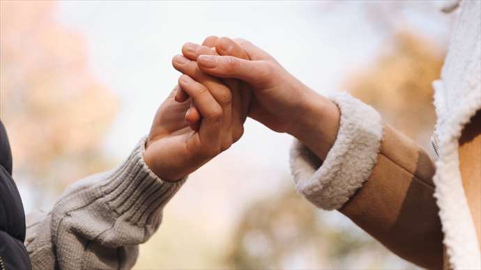 Partnervermittlung zu übergeben