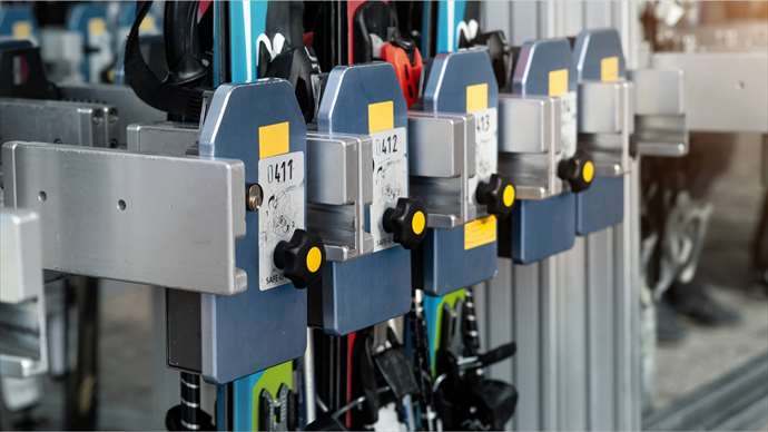 Sportfachgeschäft Ski und Snowboard